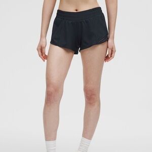 Lululemon Hotty Hot Low-Rise Lined Short 2.5” True Navy